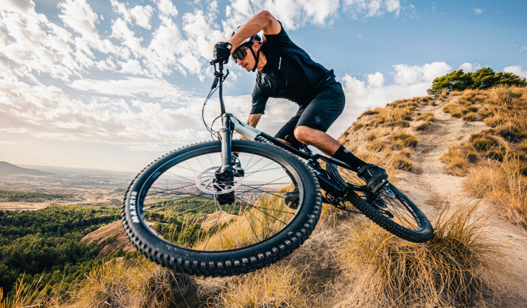 MONDRAKER RAZE ALLOY