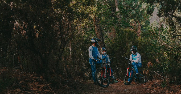 Rónán Dunne, Ryan Pinkerton and Oli Clark make up the MFR DH 2026 squad. 