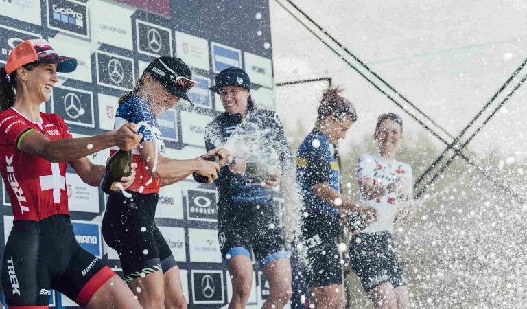 BEC MCCONNELL CONTINUE D'ÉCRIRE L'HISTOIRE - 3 VICTOIRES CONSÉCUTIVES EN COUPE DU MONDE DE XCO !