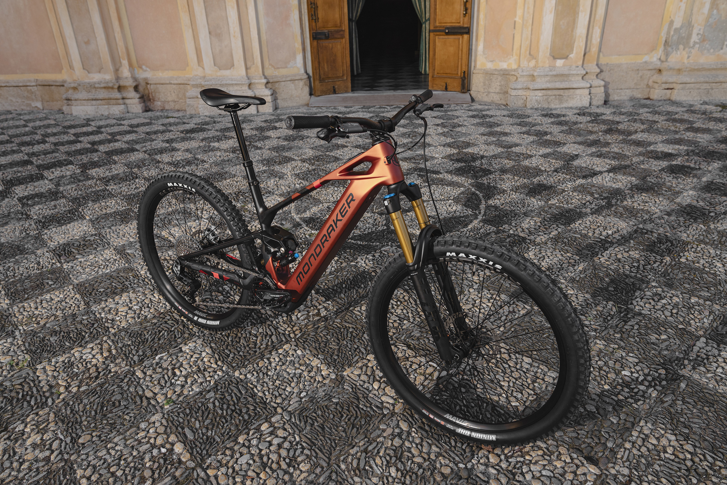  CRAFTY RANGE ENDURO EBIKE