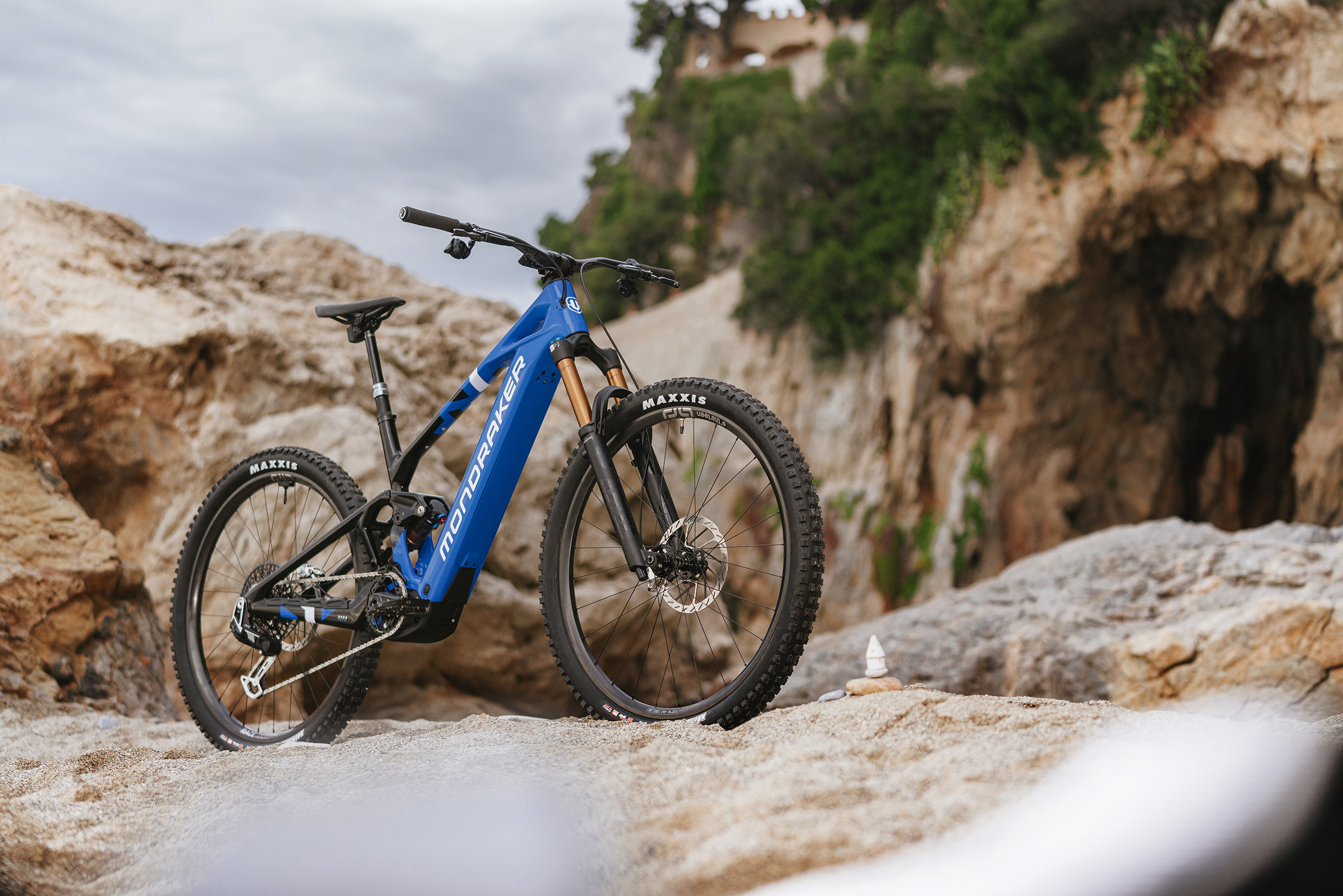  CRAFTY RANGE ENDURO EBIKE