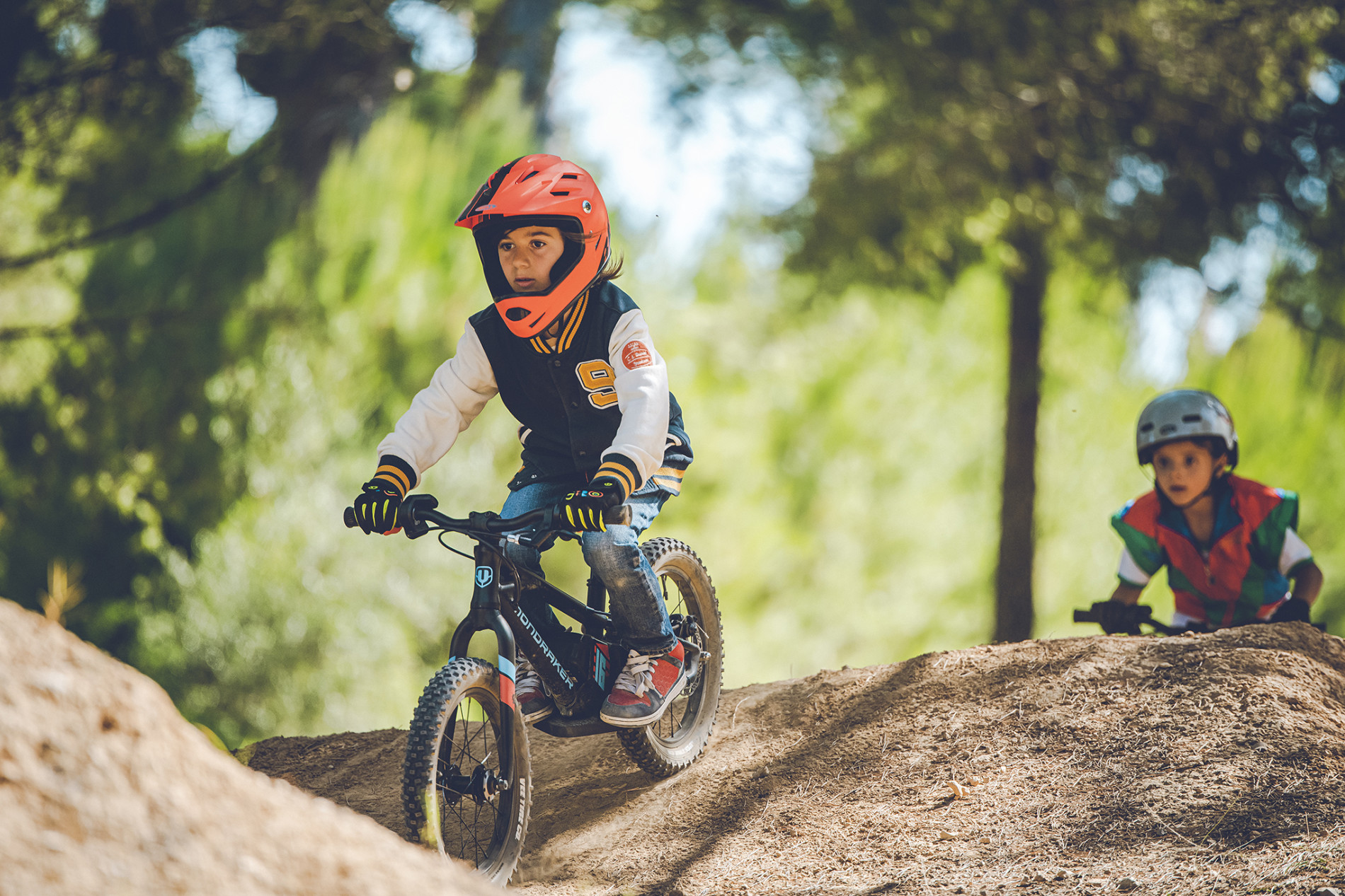  MONDRAKER GROMMY CHARGES THE NEXT GENERATION’S IMAGINATION