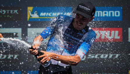 ÁLEX GARCÍA CLAIMS HIS FIRST WORLD CUP PODIUM 