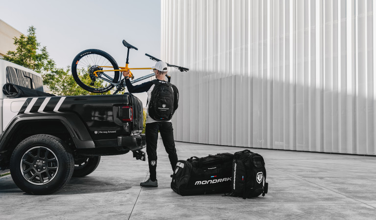 PROJET 2023 MONDRAKER X ALBEK