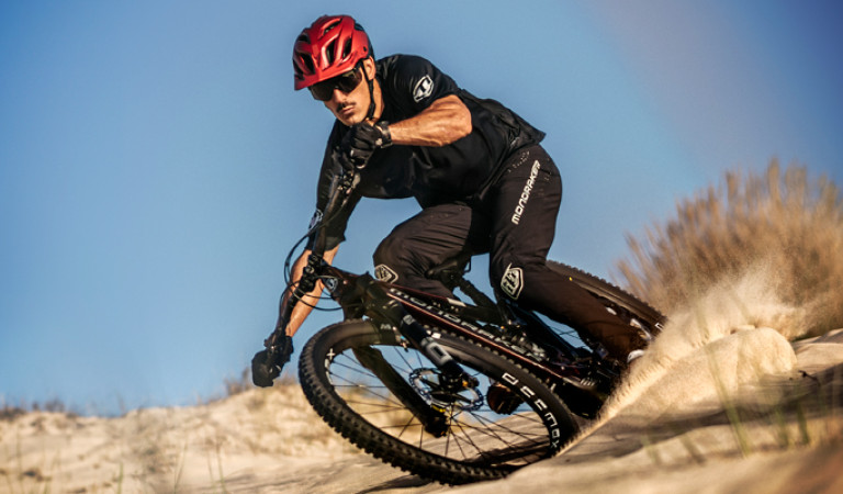 DÉCOUVREZ LE NOUVEAU MONDRAKER CRUSHER